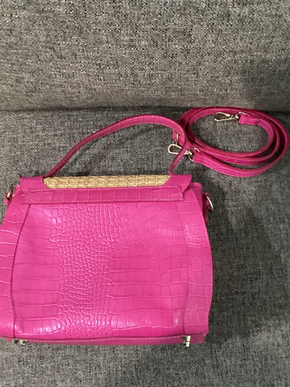 Maria Antonieta Pink Trim Woven Satchel with Detachable Strap - Picture 11 of 12